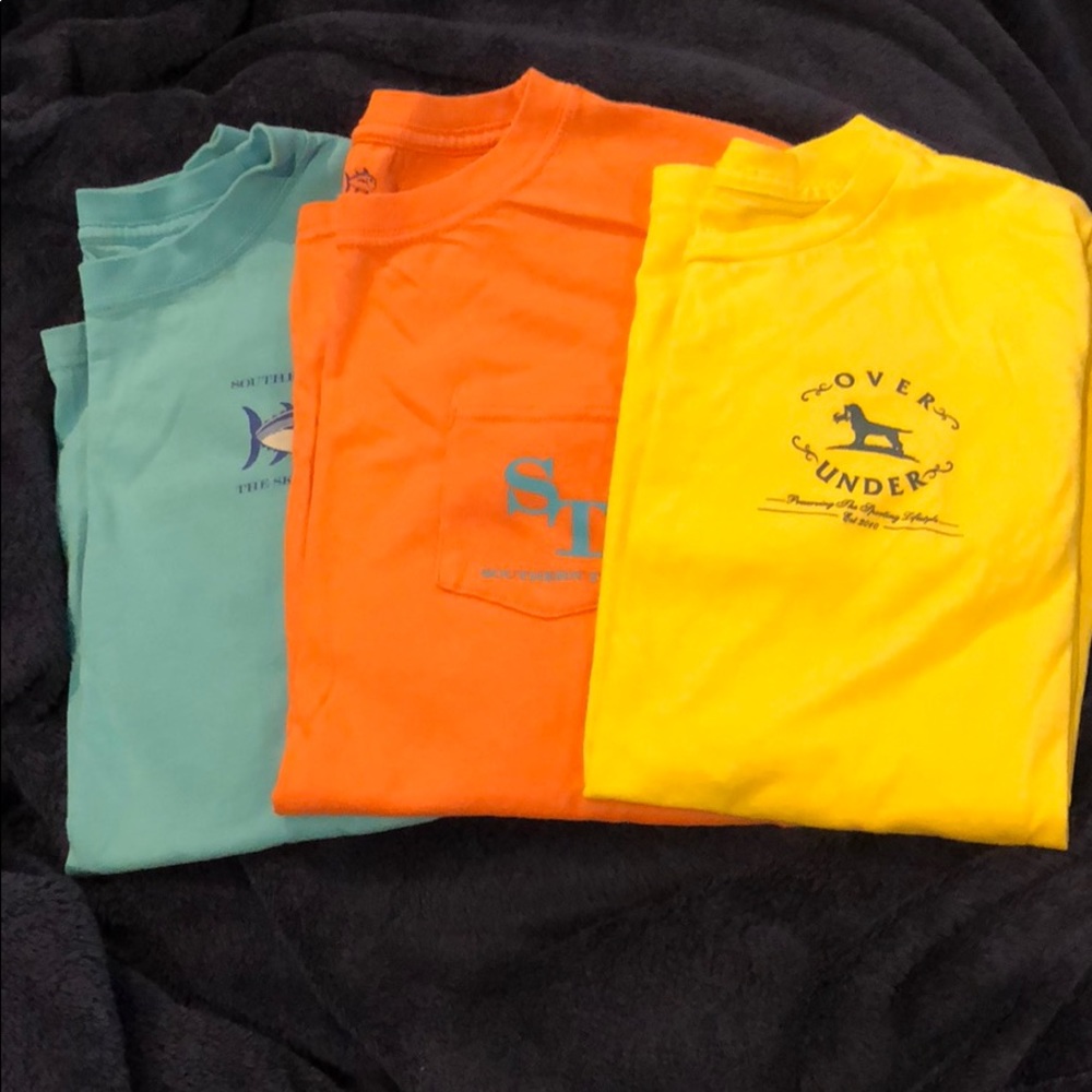 3 Girls Large T shirts